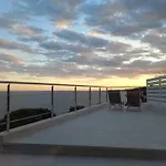 Beachfront Villa - Comfort And Breathtaking Views