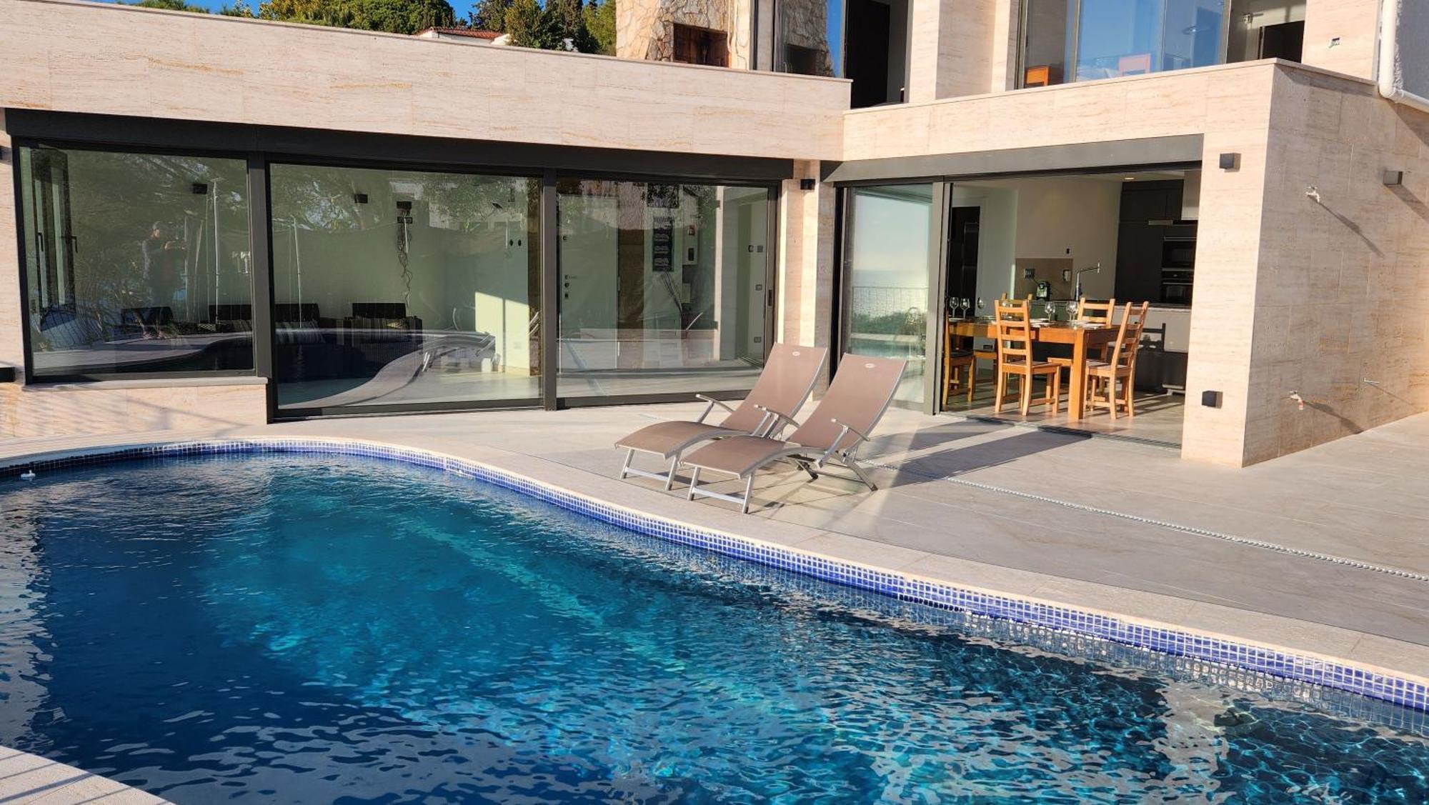 Beachfront - Comfort And Breathtaking Views Villa Lloret de Mar