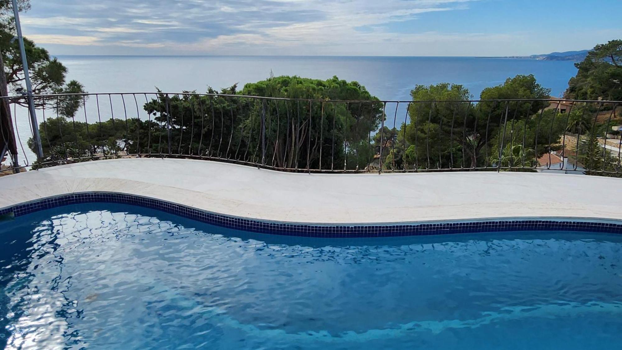 Villa Beachfront - Comfort And Breathtaking Views Lloret de Mar